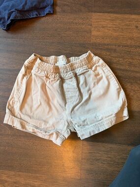 The Beaufort Bonnet Company Cream Elastic-Waist Kids Shorts